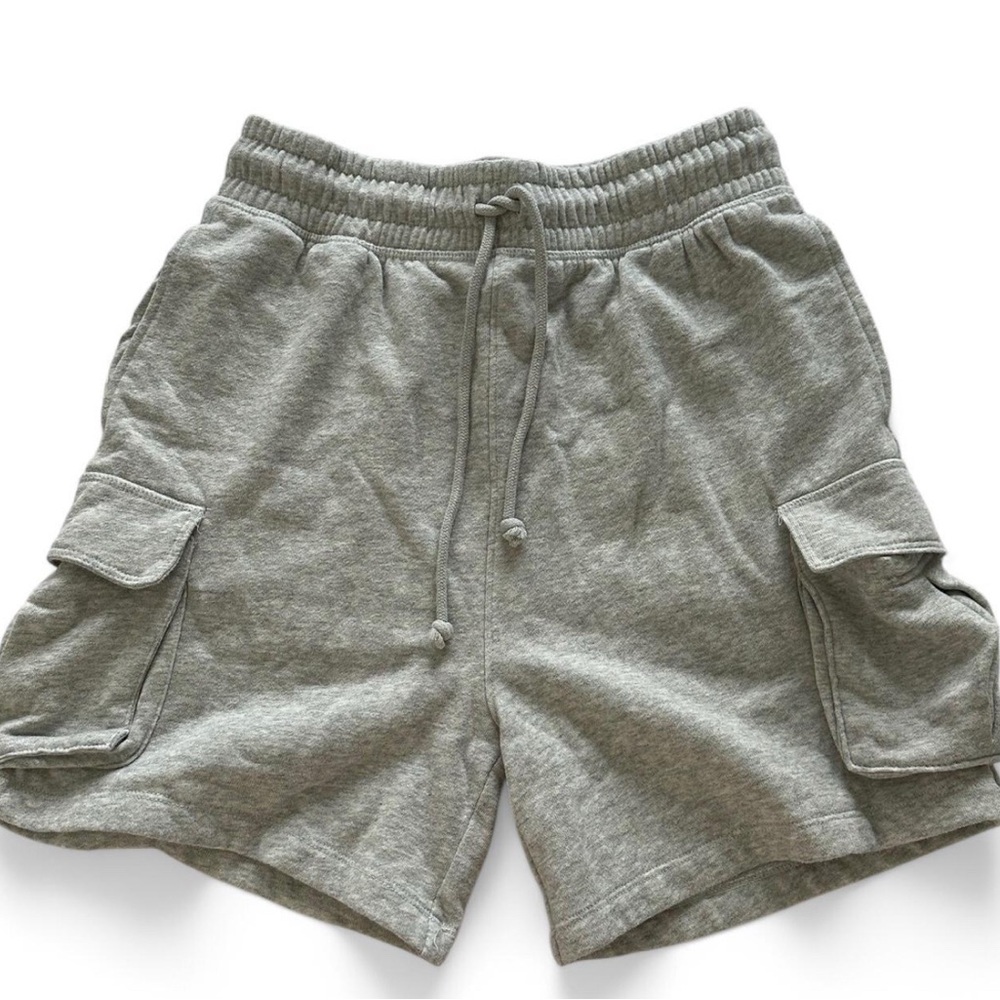 Men's Gray Cargo Shorts